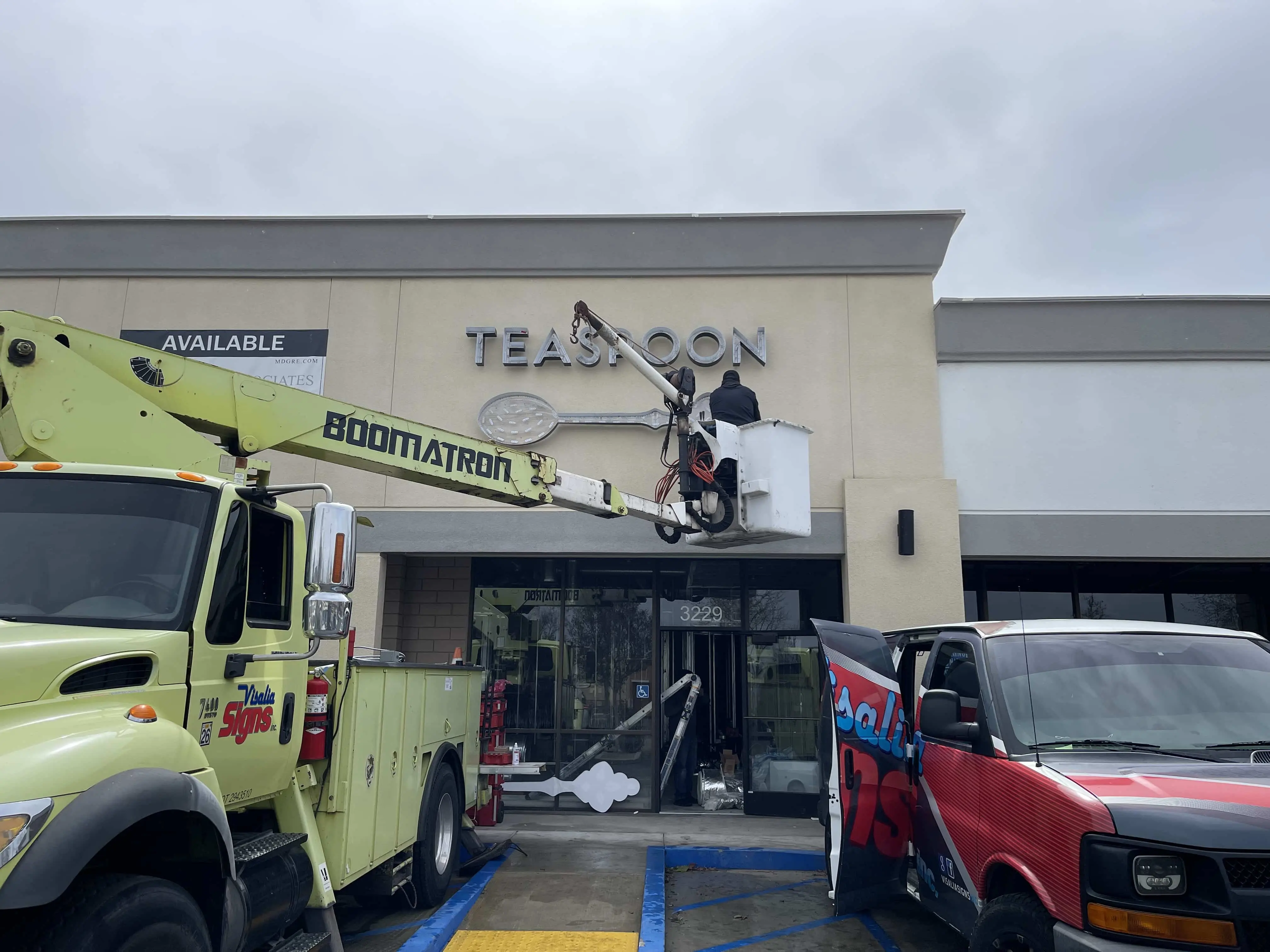 Sign installation crew Visalia CA