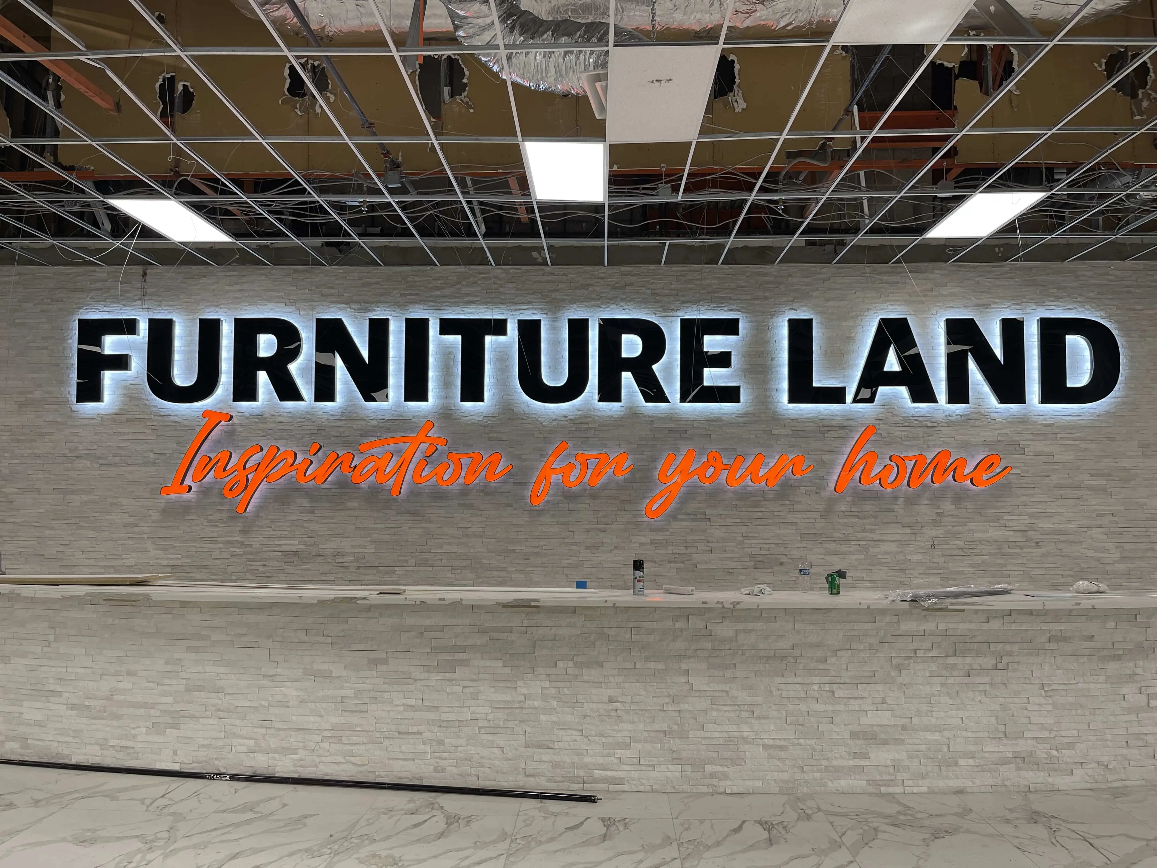 Business sign Visalia CA