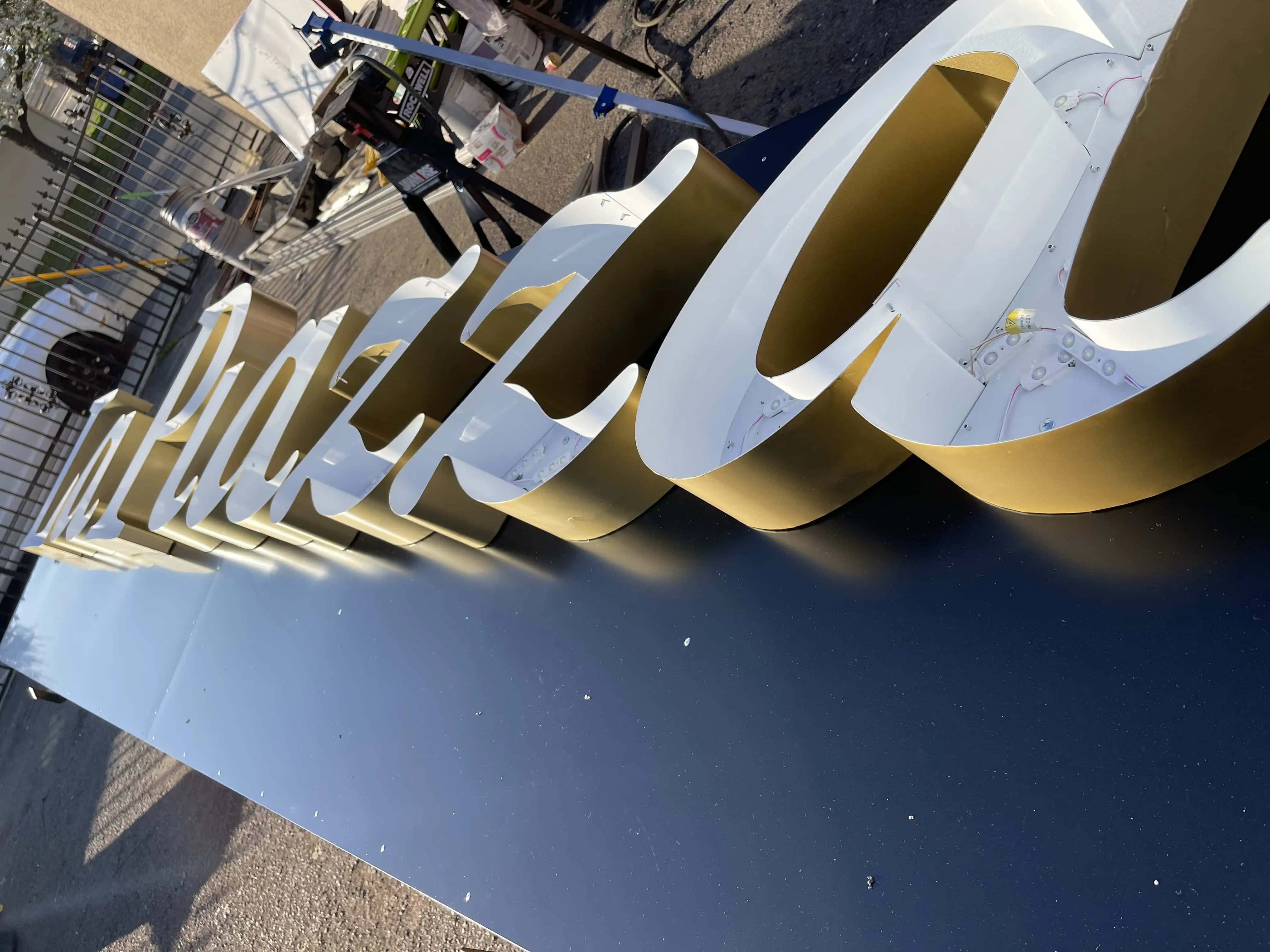 Sign shop Visalia CA